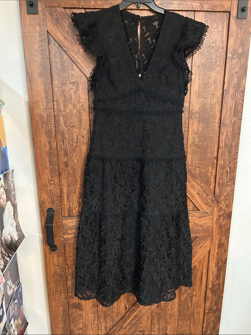 Lost + Wander Black Floral Lace Midi Dress